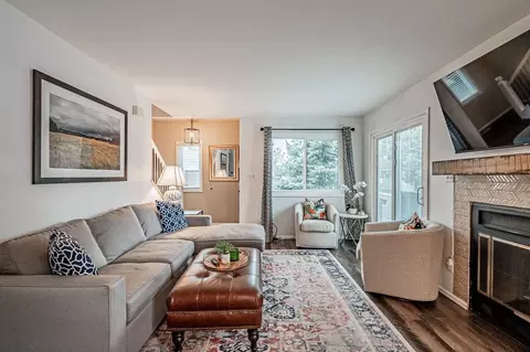 10410 W Jewell Ave, Lakewood, CO 80232