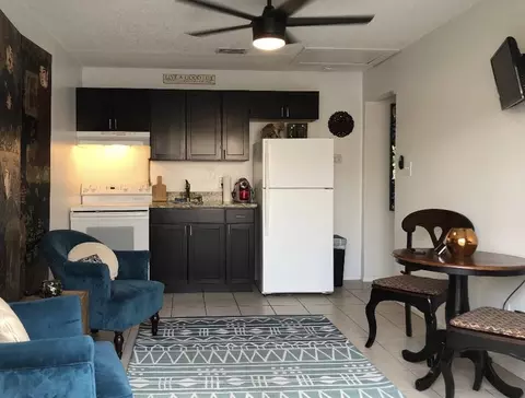 1097 Highlands Dr #4, Naples, FL 34103