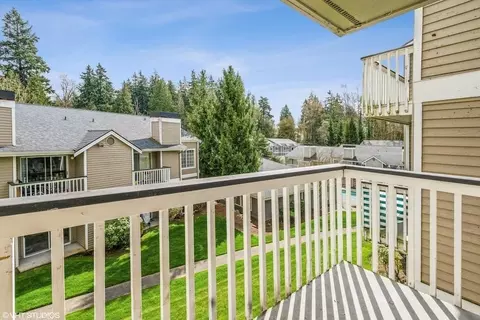 33311 18th Ln S, Federal Way, WA 98003