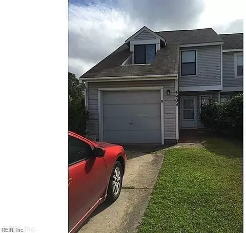 4909 Woods Edge Rd, Virginia Beach, VA 23462