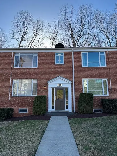 10311 Montrose Ave # 201, Bethesda, MD 20814