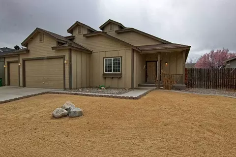 981 Iris Ln, Fernley, NV 89408