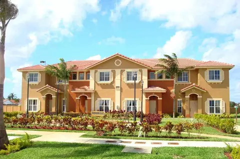 17906 NW 59th Ave #106, Hialeah, FL 33015