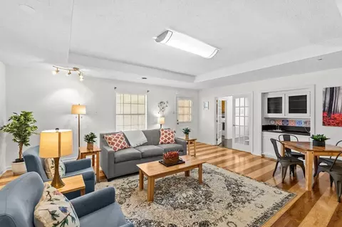 perkins rd, Oak Hills Place, LA 70810
