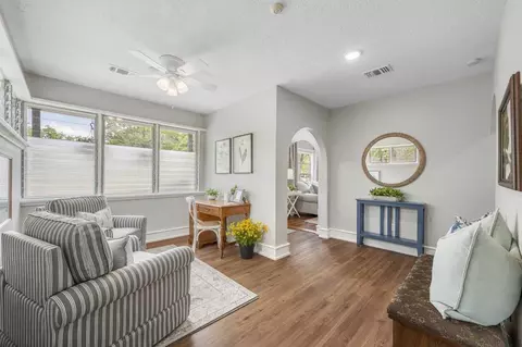 meadow ln, Bryan, TX 77802