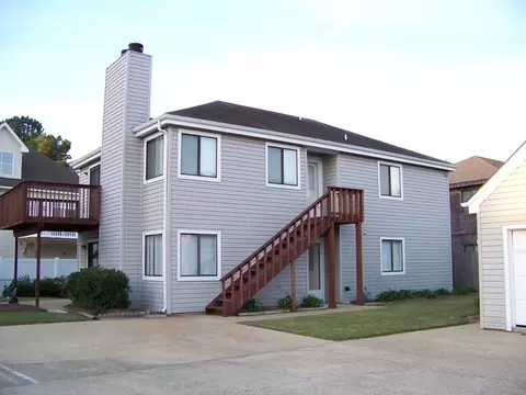 4723 N Greenwell Rd # B, Virginia Beach, VA 23455