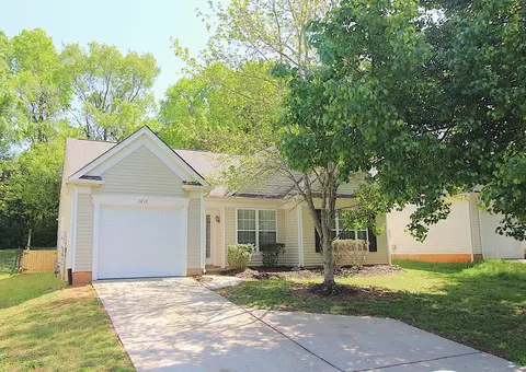 1416 Rumstone Ln, Charlotte, NC 28262