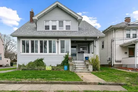 36 Raymond St, Framingham, MA 01702