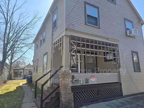 3805 Muriel Ave #1, Cleveland, OH 44109
