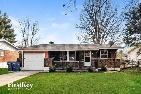 11150 Mammoth Dr, Saint Louis, MO 63136