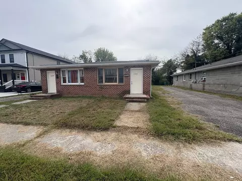 1352 Rome St, Petersburg, VA 23803