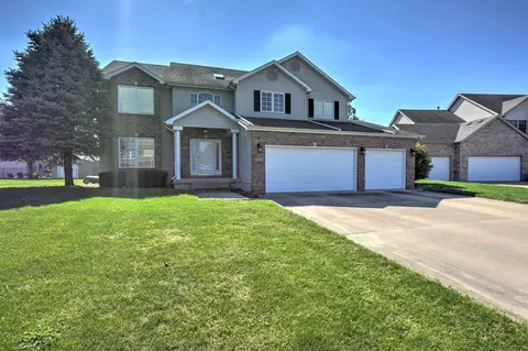 1003 James Ct, Forsyth, IL 62535