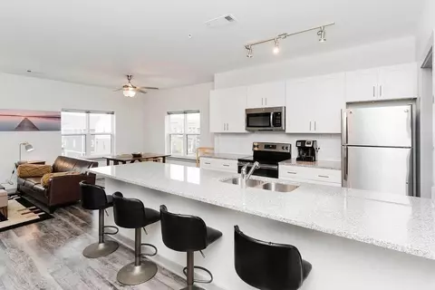 804 Riverfront Pkwy, Chattanooga, TN 37402