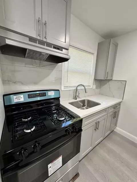 1532 Woolsey St #NA, Berkeley, CA 94703