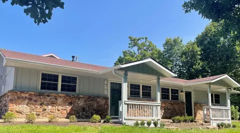 14793 Dutchmans Dr, Rogers, AR 72756