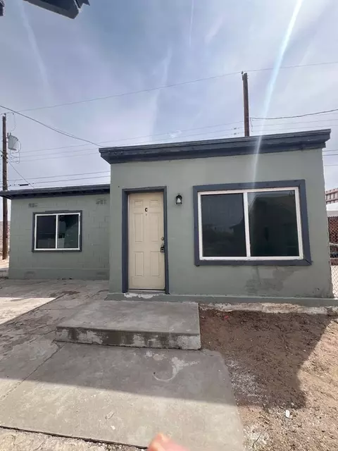 1216 High St SE #C, Albuquerque, NM 87102