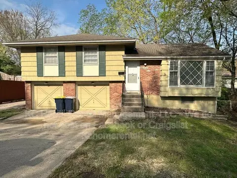 10210 Fremont Ave, Kansas City, MO 64134
