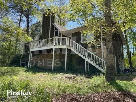 105 Elm Cir, Trussville, AL 35173