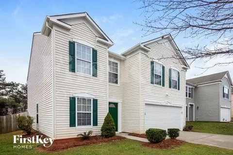 6716 Ridge Lane Rd, Charlotte, NC 28262