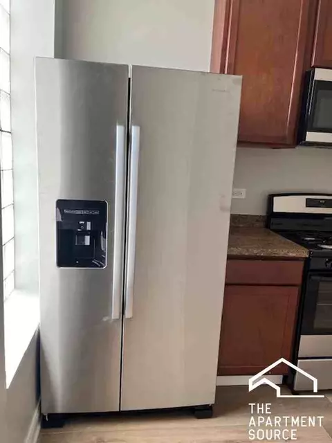 837 N Monticello Ave #2, Chicago, IL 60651