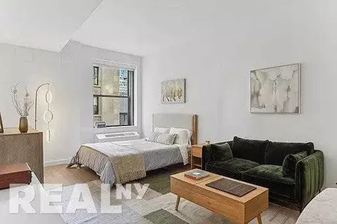 Undisclosed, New York, NY 10005