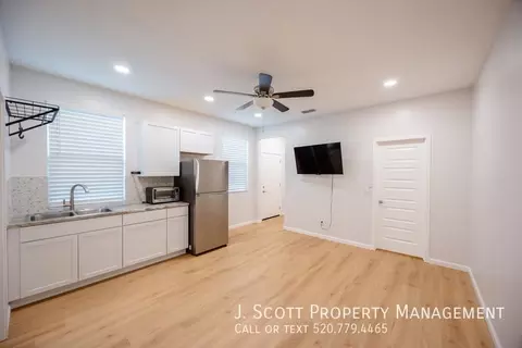 1270 W Carlsbad Dr #2, San Tan Valley, AZ 85140