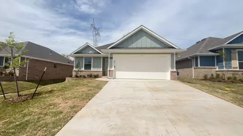 4233 Ritter Rd, Edmond, OK 73012