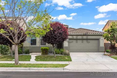 276 Colonial Trl, Lathrop, CA 95330