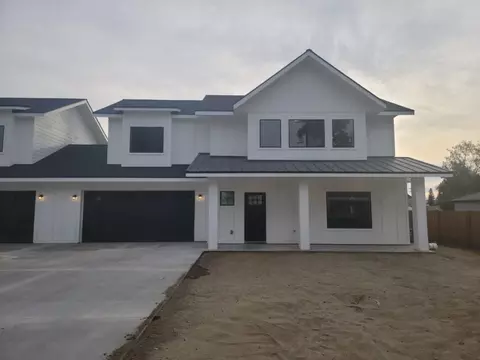 12112 N Freya St, Mead, WA 99021