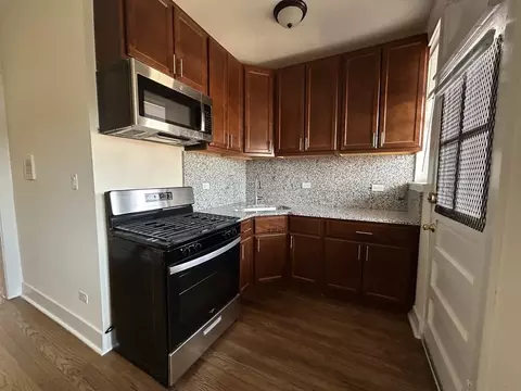 2661 N Spaulding Ave #224, Chicago, IL 60647