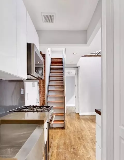 Undisclosed, New York, NY 10009