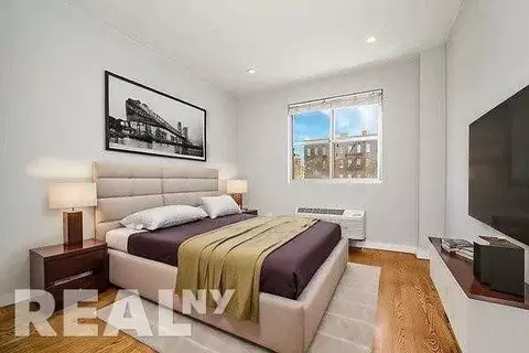 Undisclosed, New York, NY 10002
