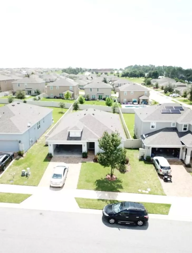  1504 Finchburg St, Clermont, FL 34715 photo 3