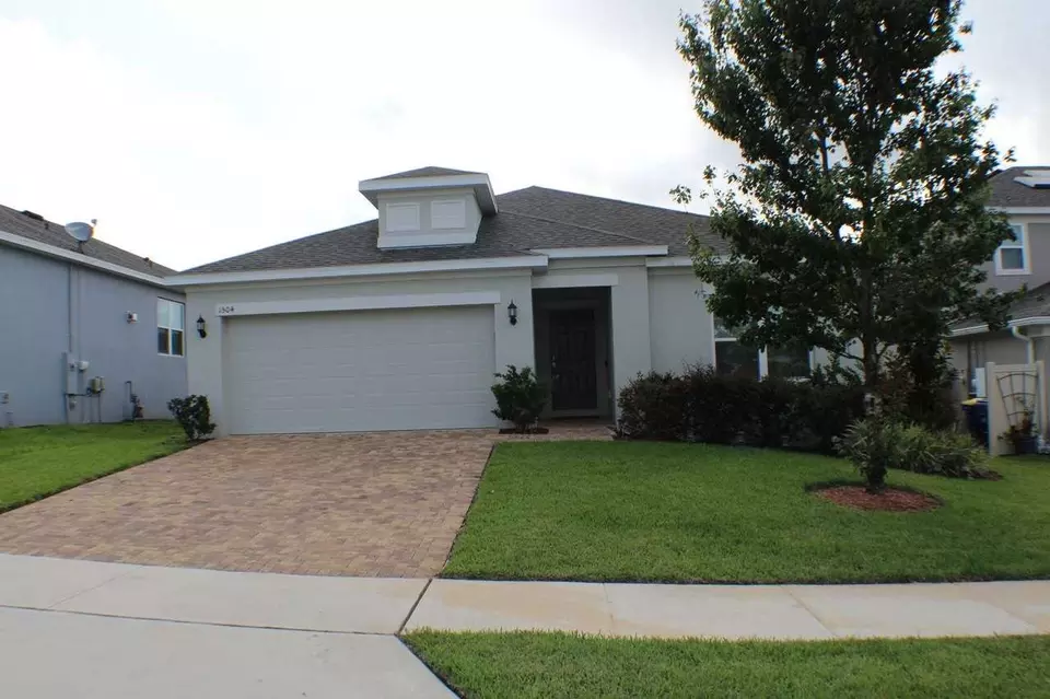  1504 Finchburg St, Clermont, FL 34715 photo 2