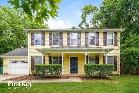 11125 Berkley Square Ln, Matthews, NC 28105