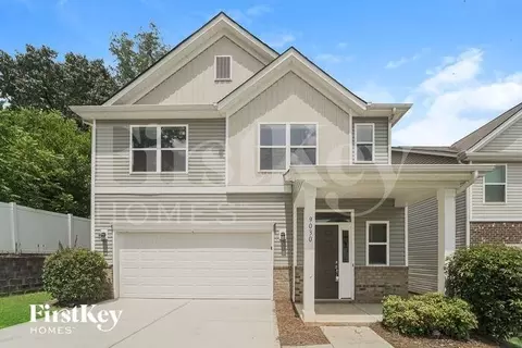 9030 Evans Woods Dr, Charlotte, NC 28215