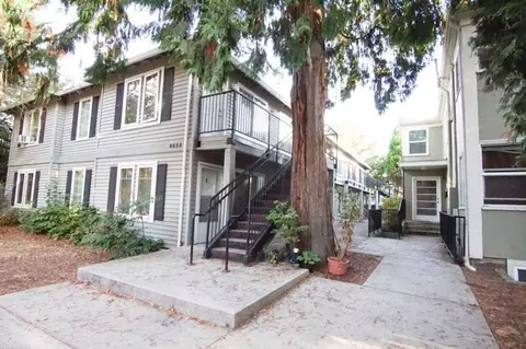 8625 N Leonard St #2, Portland, OR 97203