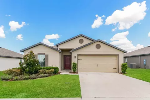 1387 Swan Lake Cir, Dundee, FL 33838