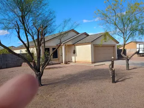 12337 W Lobo Dr, Arizona City, AZ 85123