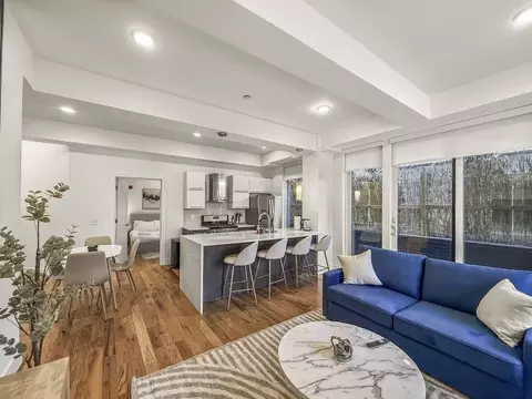w thompson st, Philadelphia, PA 19122