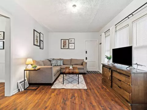 gridley st, Lakewood, OH 44107