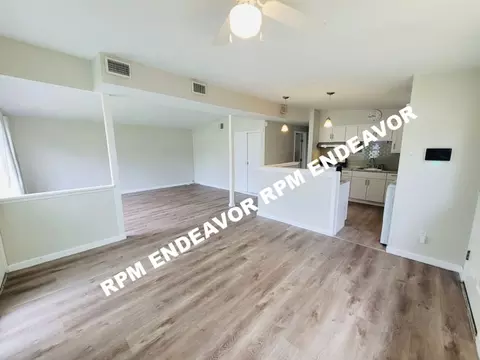 120 Taney Dr, Florissant, MO 63033