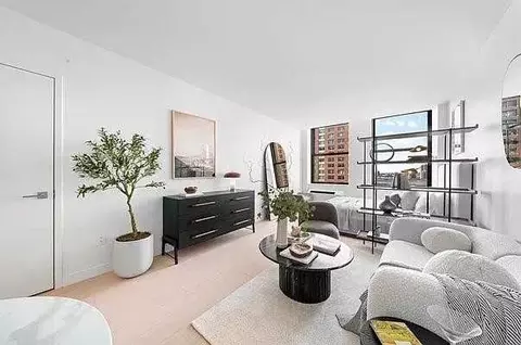 Undisclosed, New York, NY 10004