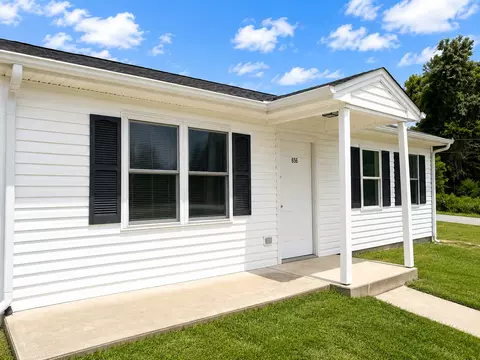 656 Lakeside Ave, Burlington, NC 27217
