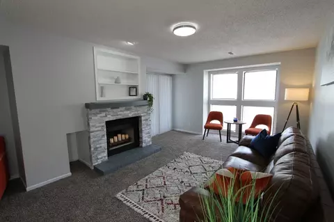 6320 S 72nd St #104, Ralston, NE 68127