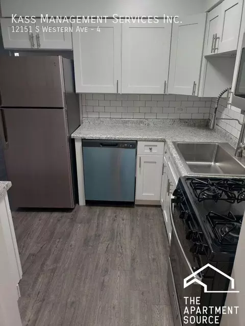 12151 Western Ave #4, Blue Island, IL 60406