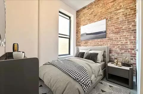 222 E 12th St #5E, New York, NY 10003