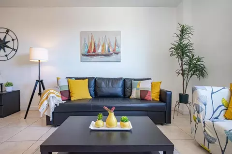 sw 32nd ct, Miami, FL 33145