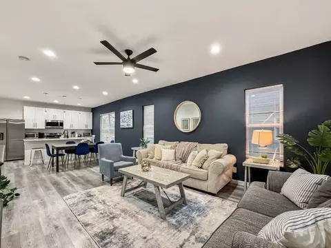 n bishop ave, Dallas, TX 75208