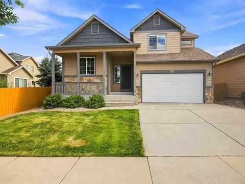 527 Stoney Brook Rd, Fort Collins, CO 80525